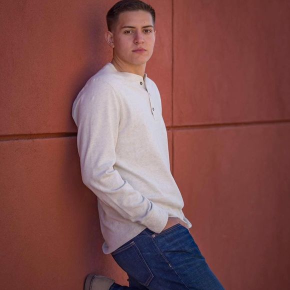 Meet your Posher, David james - Picture 1 of 1